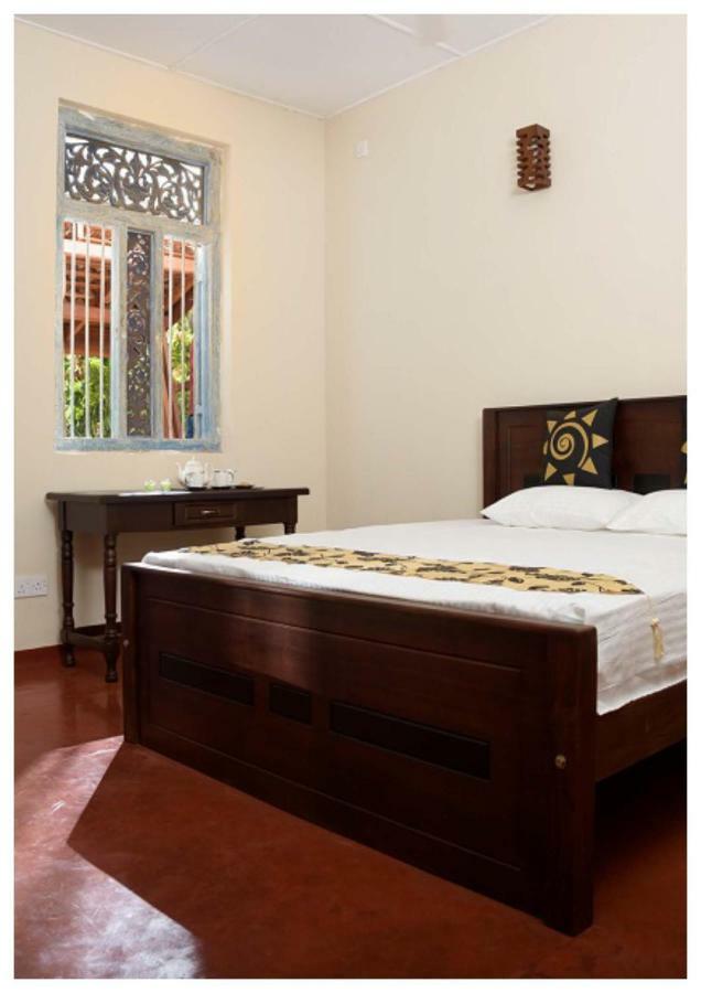 The Lavinia House Hotel Dehiwala-Mount Lavinia Eksteriør billede
